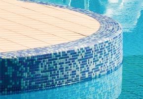 entretien des piscines pour les professionnels